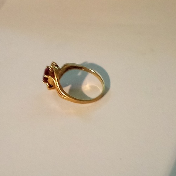14 Karat Solid Yellow Gold Lady's Ring Approx.Size 5 - Picture 7 of 11